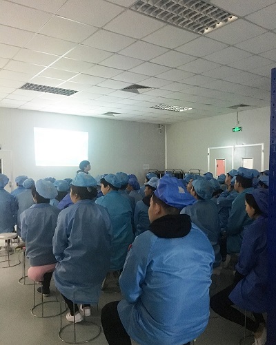 梧集电子员工培训